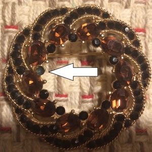 Vintage Trifari Brooch